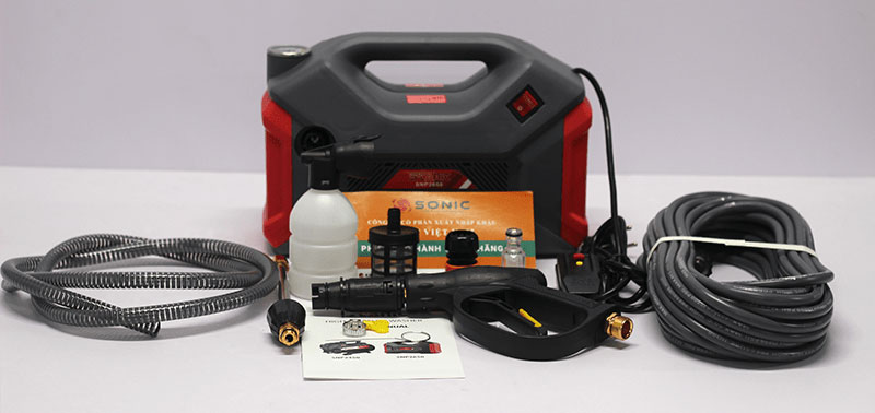 Máy rửa xe SNP2650