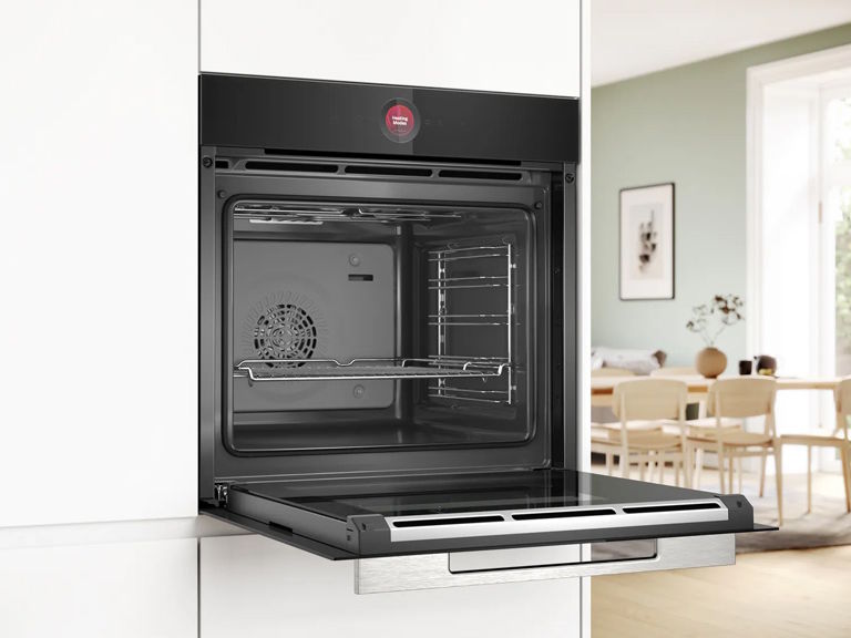 HBG7341B1B ứng dụng công nghệ chiên khí nóng cho món nướng lành mạnh Lò nướng Bosch