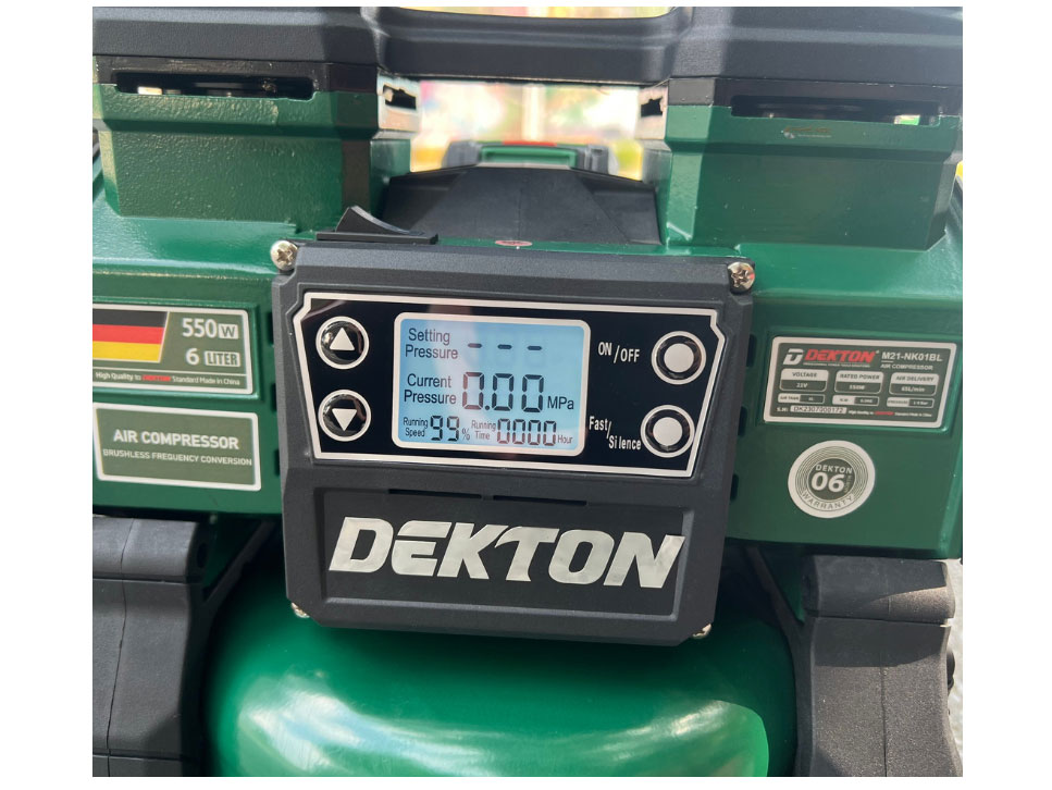 Máy nén khí có màn hình LCD Máy nén khí