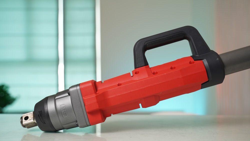 Máy siết bu lông Milwaukee 