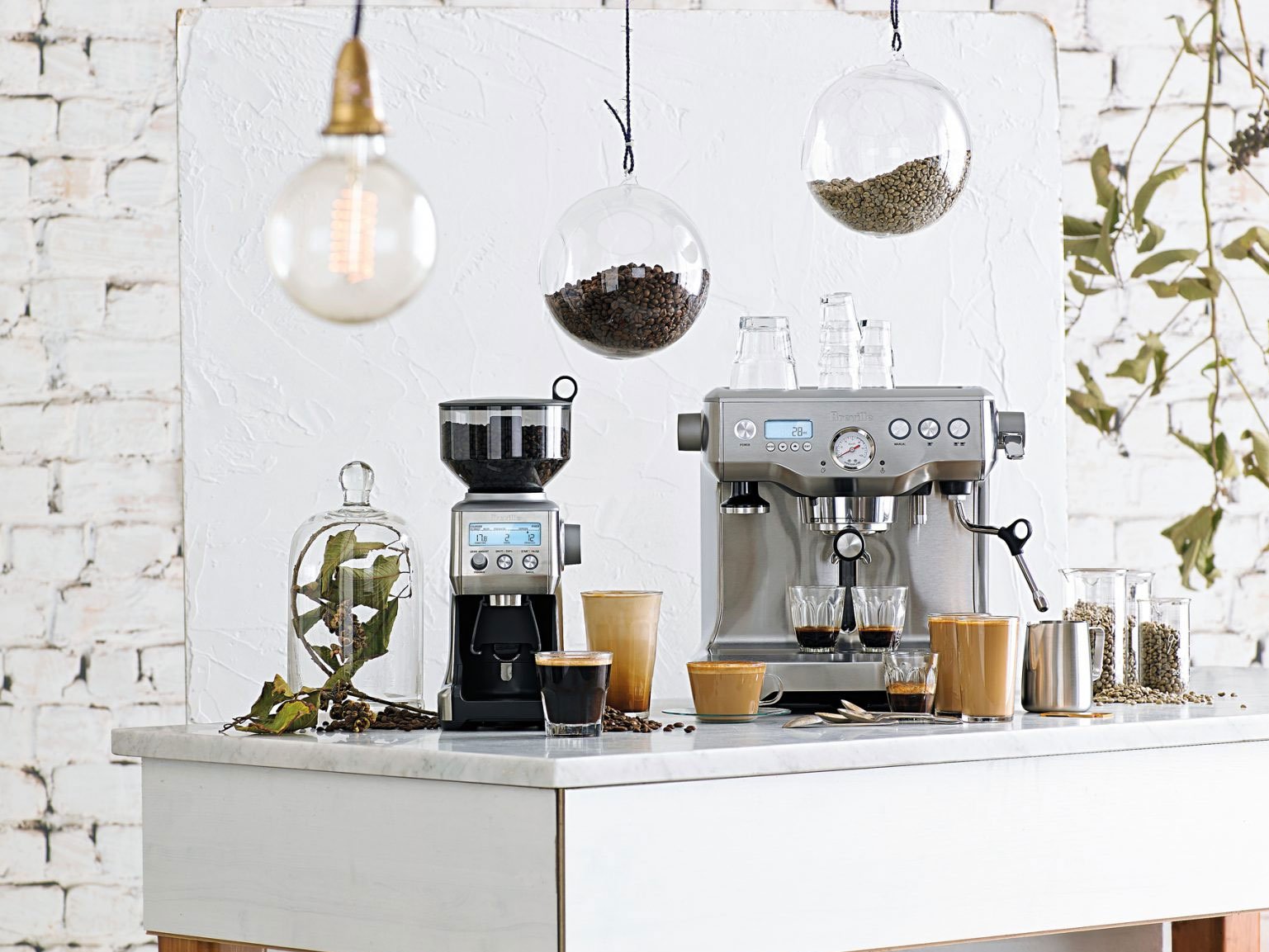 Máy pha cà phê Breville BES920BSS được ứng dụng rộng rãi Máy pha cà phê Breville BES920BSS được ứng dụng rộng rãi