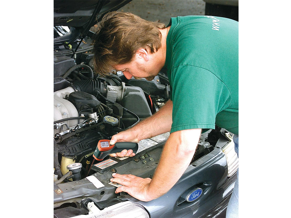 Extech 42510A thiết kế nhỏ gọn, thao tác thoải mái ở nơi chật hẹp Extech 42510A