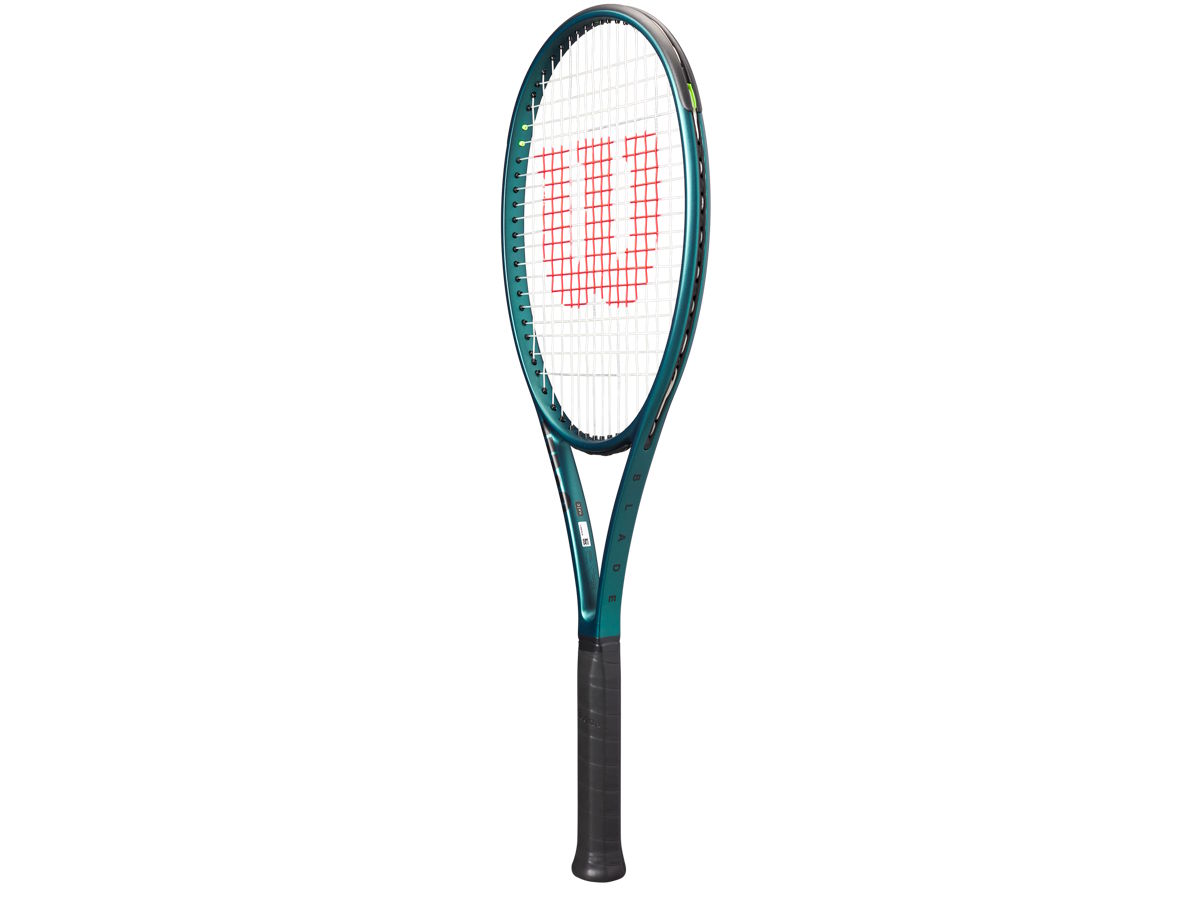 Vợt Tennis Wilson Blade 104 V9 FRM WR150011U