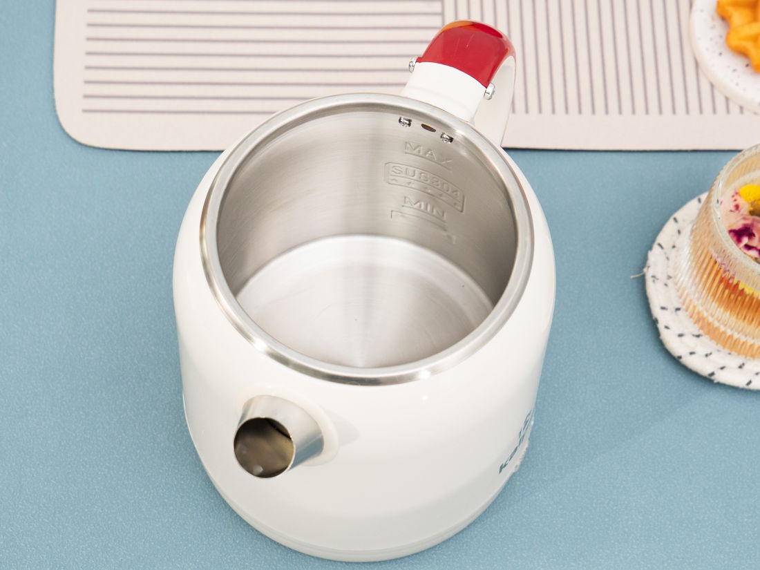 Ấm đun nước siêu tốc  