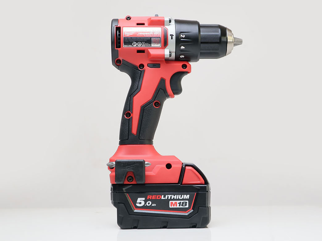 Milwaukee M18 BLPDRC hỗ trợ khoan và bắt vít Milwaukee M18 BLPDRC