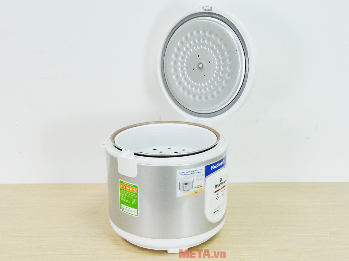 Nồi cơm điện BlueStone RCB-5527 thiết kế nắp gài Nồi cơm điện BlueStone RCB-5527 thiết kế nắp gài