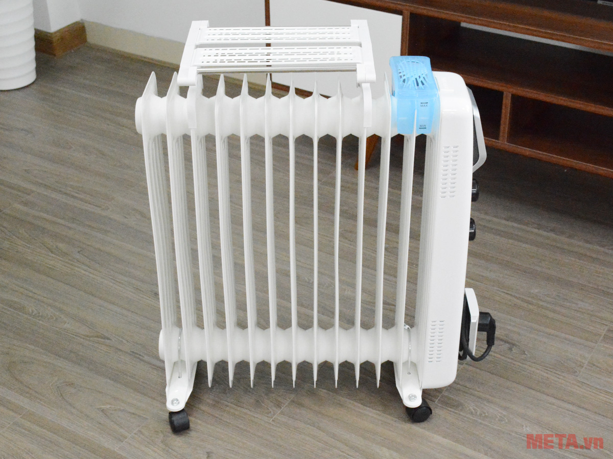 Máy sưởi dầu Nanoco NOH2613 có thể di chuyển nhờ  4 bánh xe