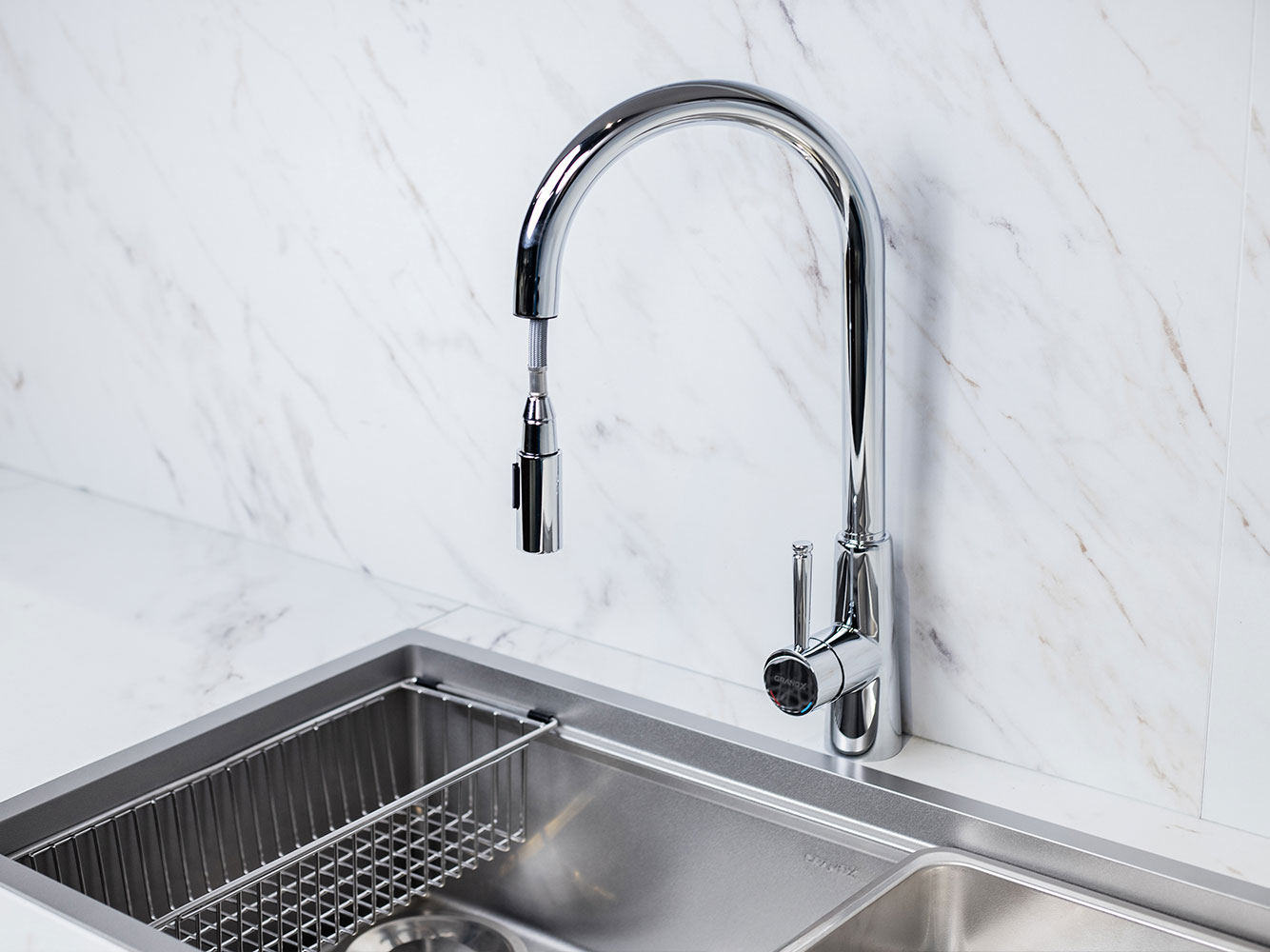 Vòi rửa chén dây rút GrandX GXF03