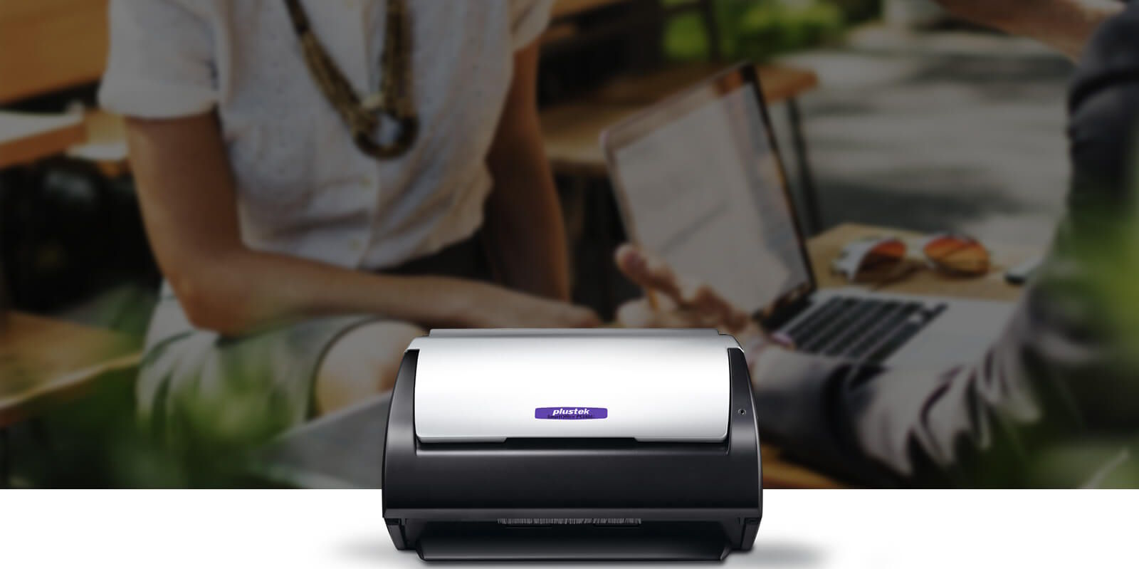 Quét mạnh mẽ và bền bỉ với ADF 50 tờ Máy quét Plustek PS388U