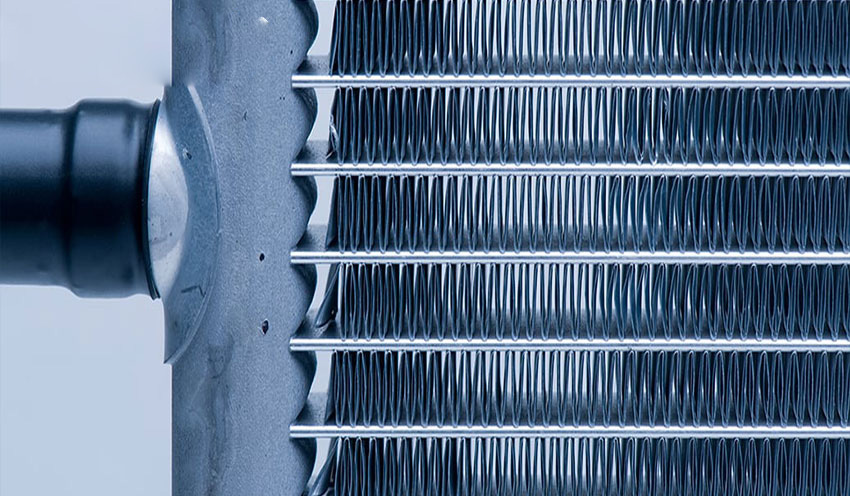 Dàn trao đổi nhiệt Microchannel – Hiệu suất cao và bền bỉ Điều hòa nối ống gió Daikin Inverter FBA100BVMA9/RZF100DVM