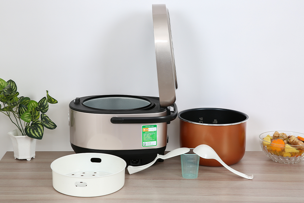 Nồi cơm điện tử KG18DR12 kèm xửng hấp Nồi cơm điện tử KG18DR12