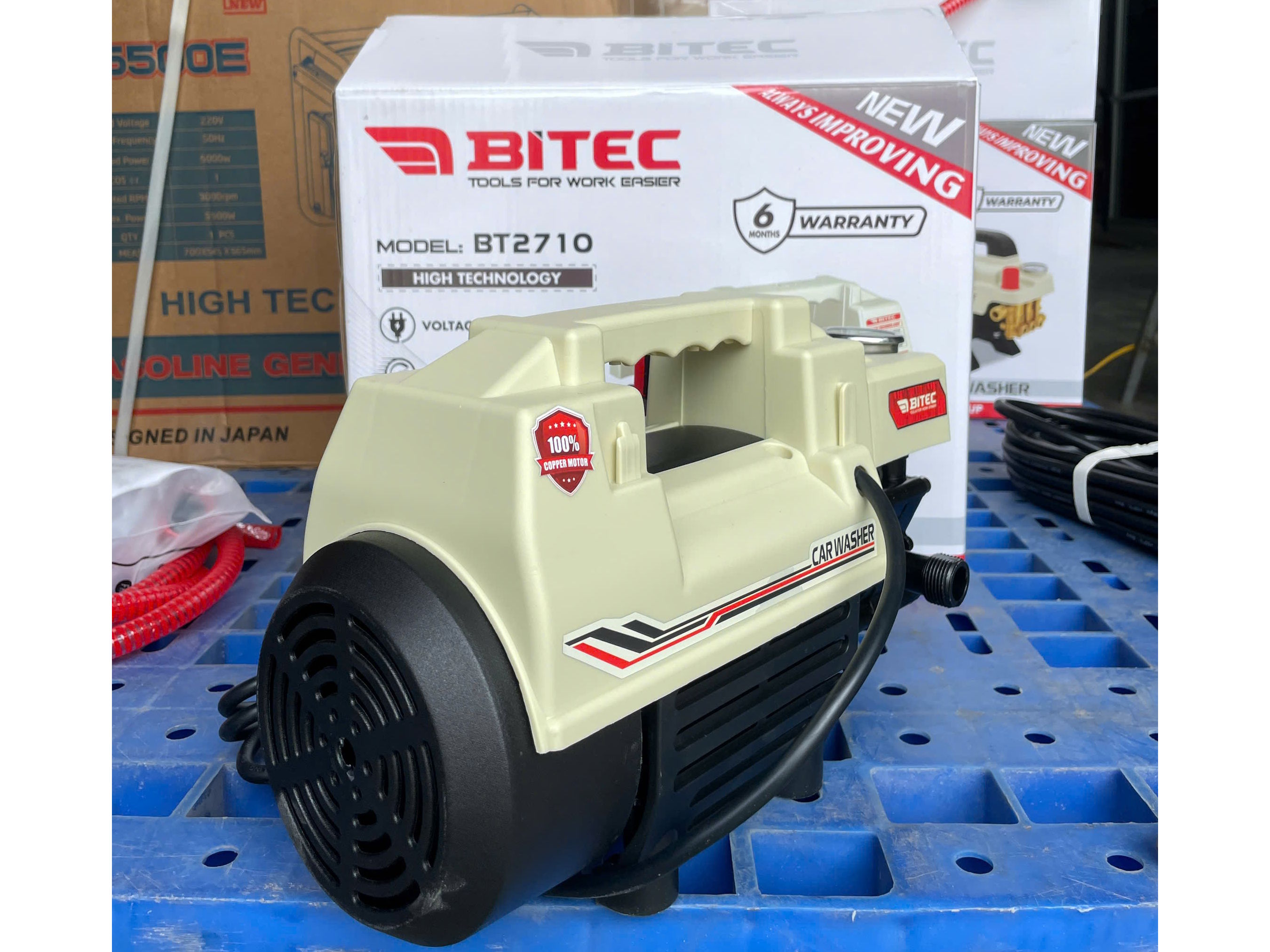 Máy rửa xe Btec 