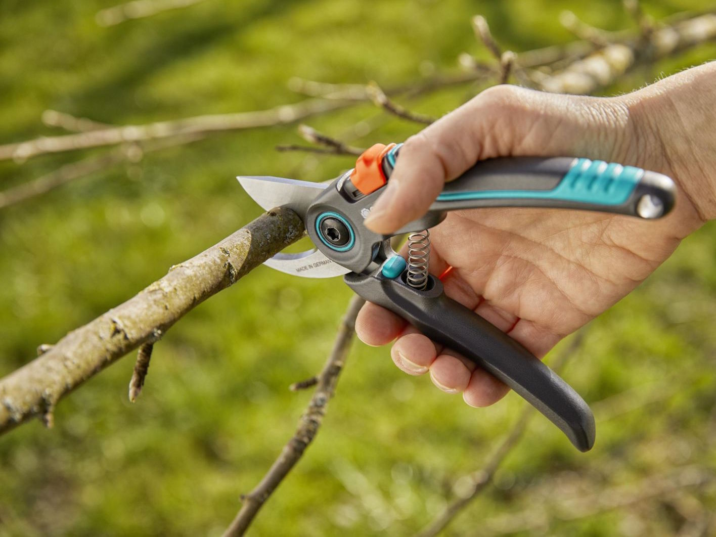 Kéo cắt cành Expertcut Gardena 12203-20