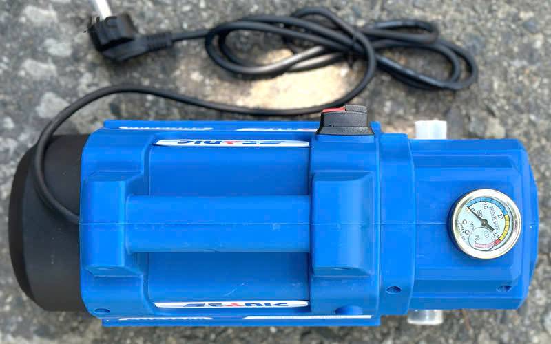 Máy rửa xe Stanic  