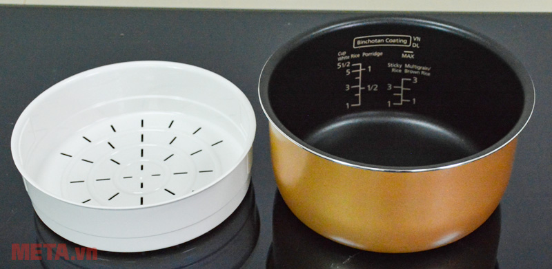 Nồi cơm điện SR-DL104WRA