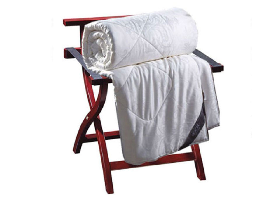 Kệ để hành lý gỗ có tựa HTCJ-27A