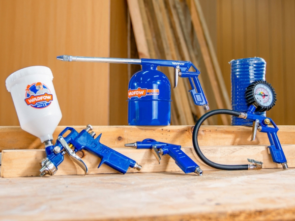 Wadfow WAX1505 có súng phun sơn, súng phun xịt, bơm hơi Wadfow WAX1505