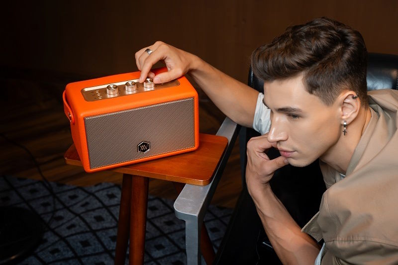 Pin dung lượng lớn, sạc nhanh Type-C Loa Bluetooth Alpha Works