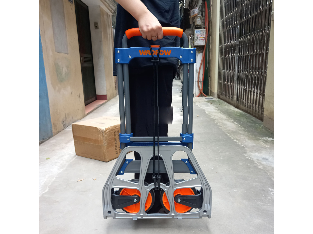 Xe đẩy hàng khi gấp gọn Xe đẩy hàng