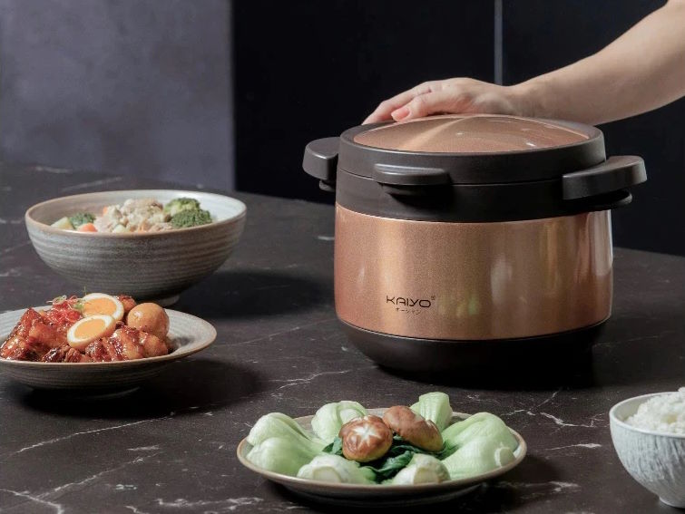 Thiết kế thông minh, tiện dụng cho mọi gia đình Nồi ủ chân không 2 tay cầm Kitchen Mate Kaiyo 3L