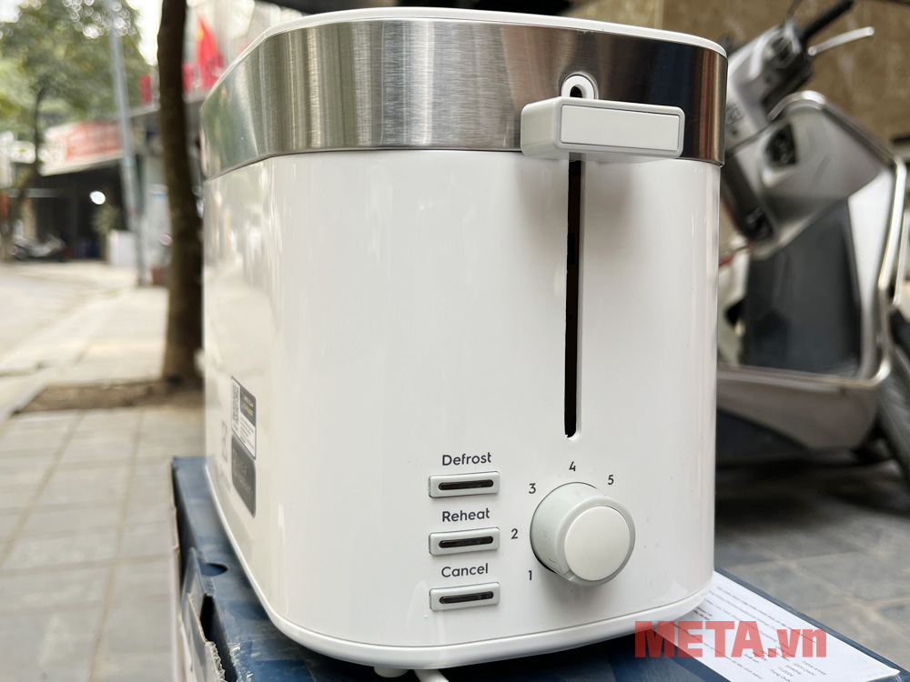 Máy nướng bánh mì Electrolux E2TS1-100W