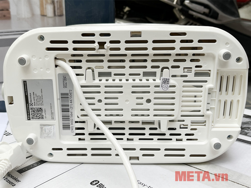 Máy nướng bánh mì Electrolux E2TS1-100W