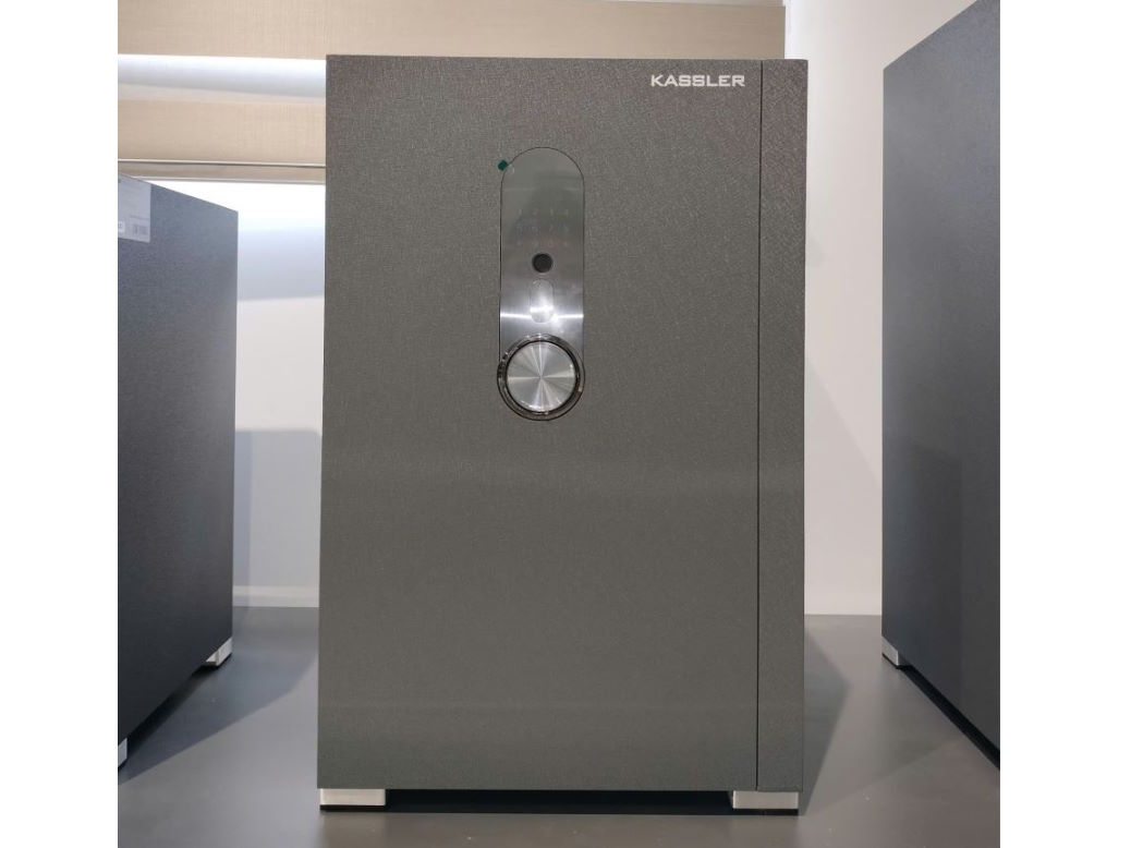 Thiết kế sang trọng – Tinh tế trong từng chi tiết Két thông minh Kassler KL-65H8