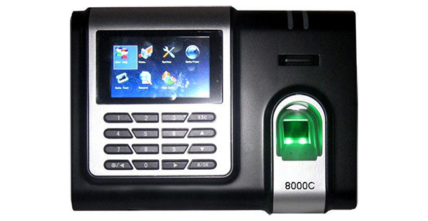 Máy chấm công vân tay, thẻ cảm ứng ZKTeco 8000C có mắt đọc chống trầy xước. Máy chấm công vân tay, thẻ cảm ứng ZKTeco 8000C có mắt đọc chống trầy xước.