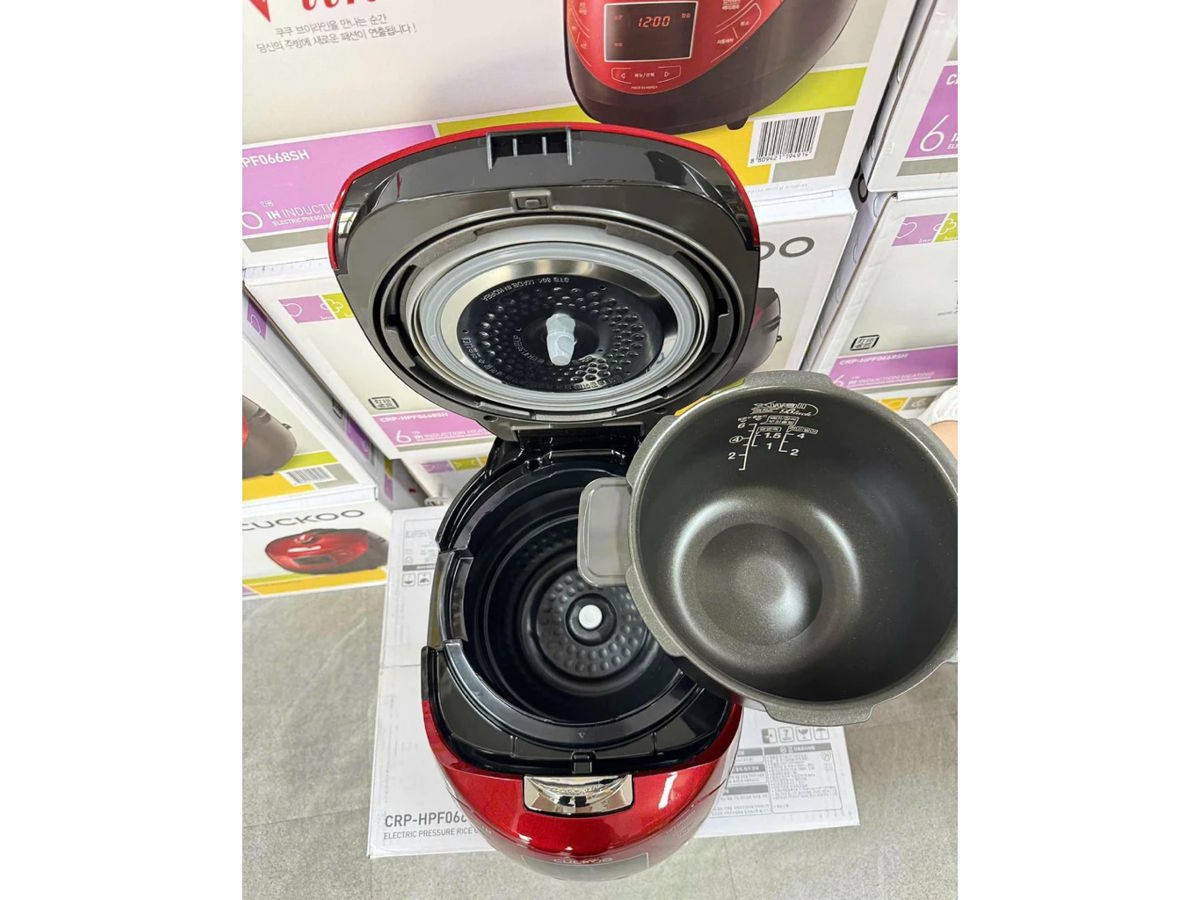 Cuckoo CRP-HPF0668SH có lòng nồi dày dặn Cuckoo CRP-HPF0668SH