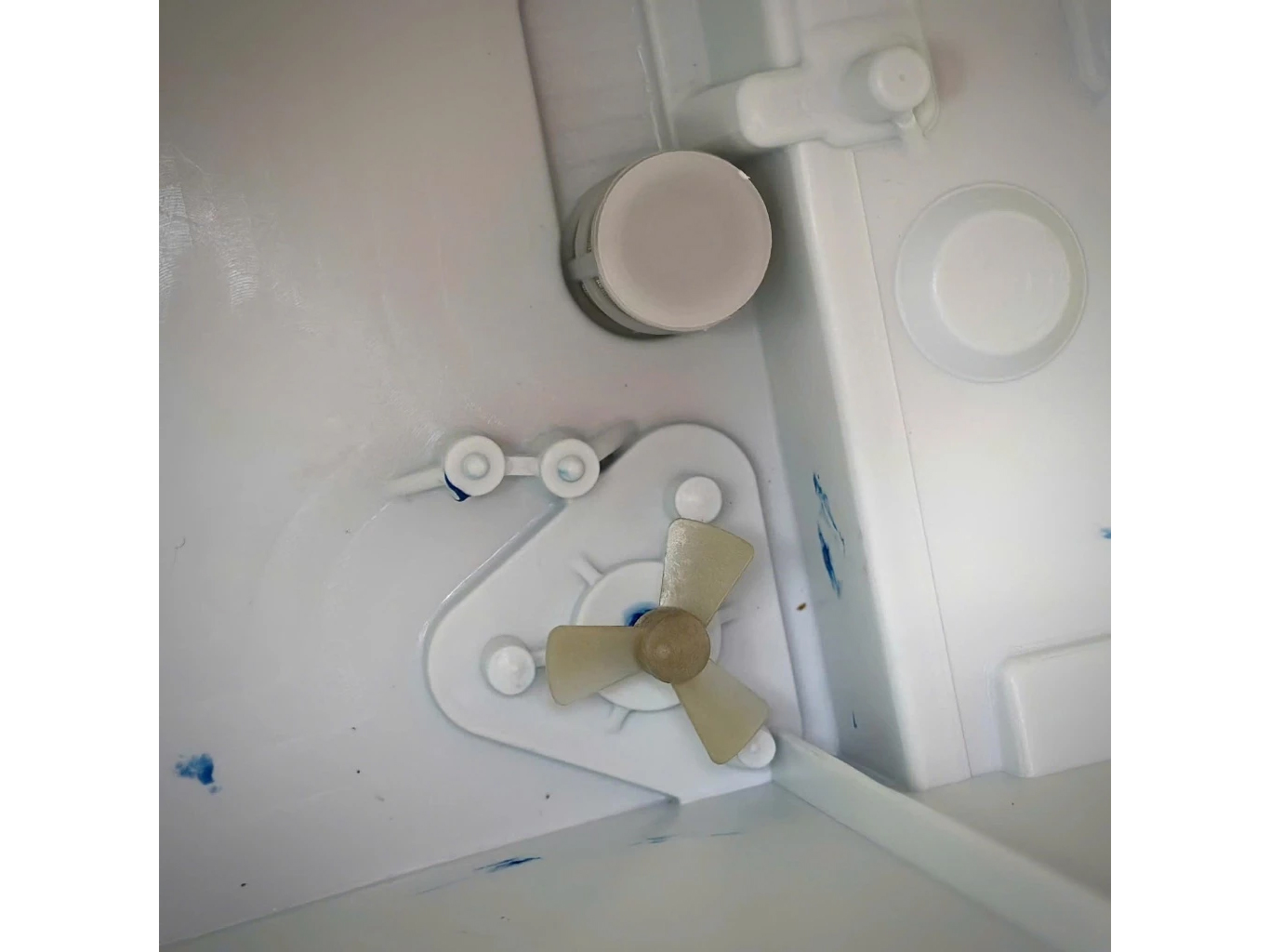 BGA20C2S có cánh quạt đảo thuốc BGA20C2S