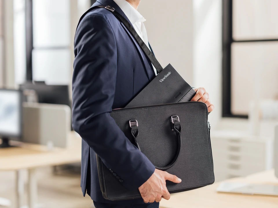 Thiết kế mỏng nhẹ – Mang theo dễ dàng, sử dụng linh hoạt Màn hình di động ViewSonic VA1655-3 16 inch