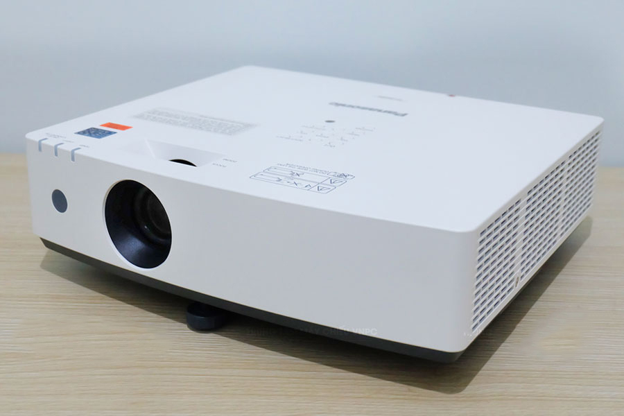 Máy chiếu có tuổi thọ bóng dài Máy chiếu