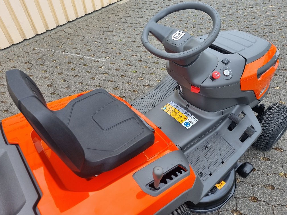 TC 114 dùng động cơ xăng TC 114