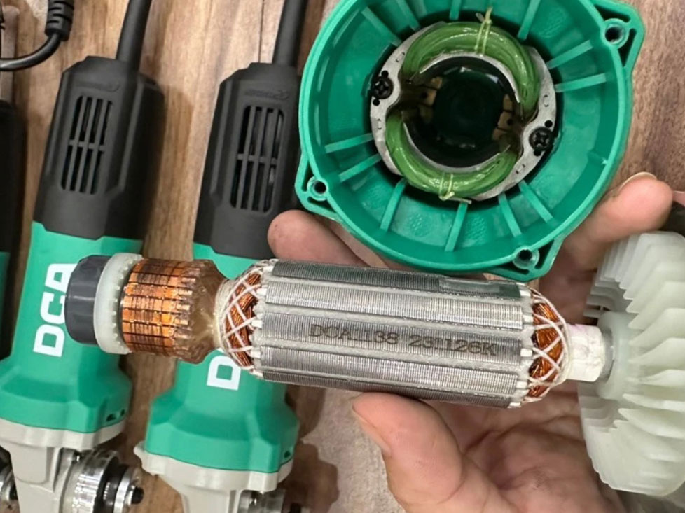 Máy mài góc DCA ASM18-100B Máy mài góc DCA ASM18-100B