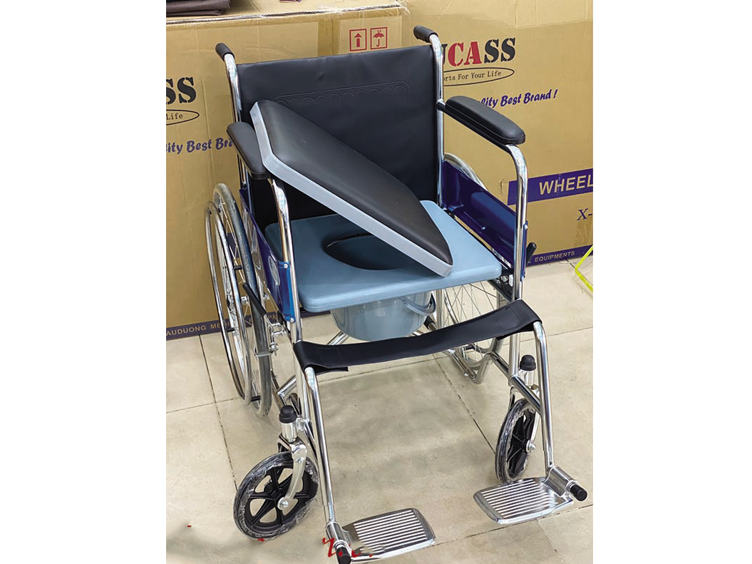 Lucass X6 có ghế ngồi bọc da Simili Lucass X6