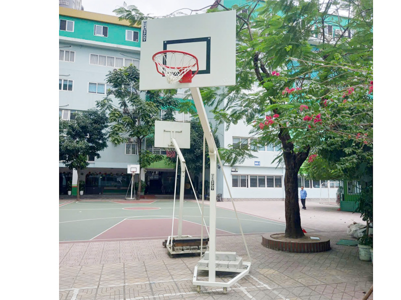 Trụ bóng rổ trường học 801829 sơn tĩnh điện màu sáng đẹp mắt 