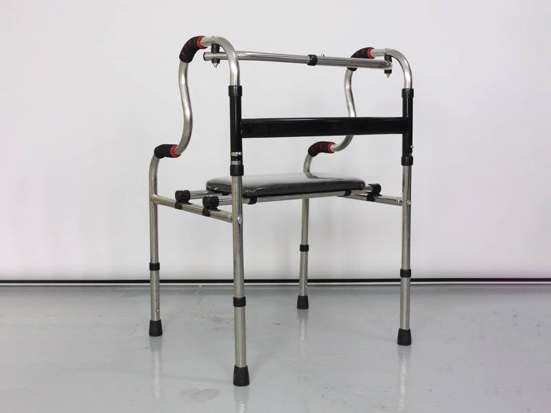 Khung tập đi có ghế ngồi  