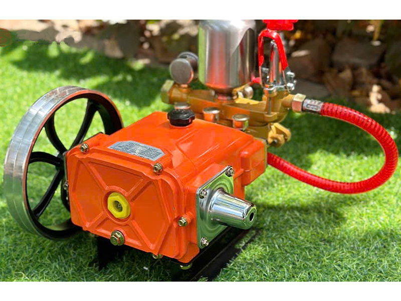 Đầu phun áp lực Tatsu TS130SJ (ty sứ, 2HP)