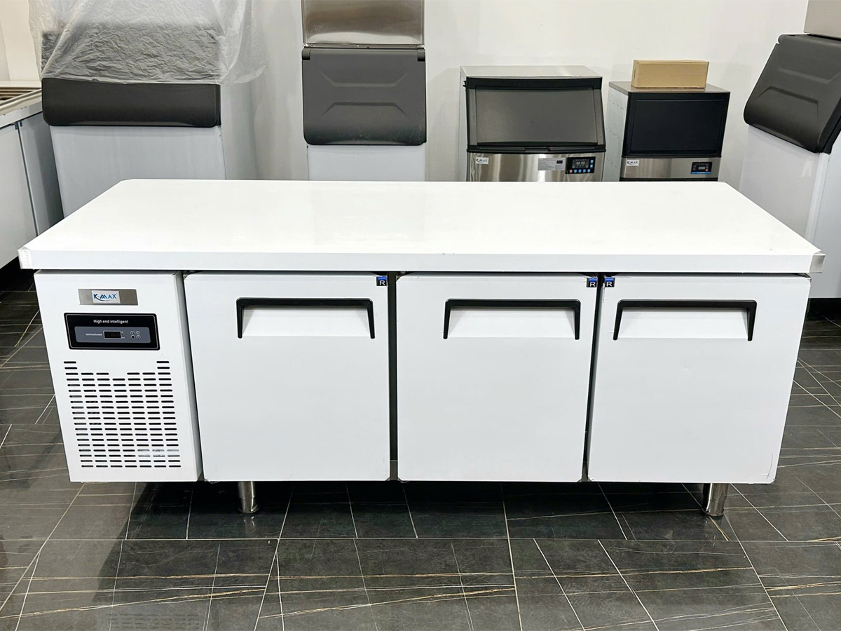 Bàn mát dài 1.8m, dùng làm bàn sơ chế Bàn mát