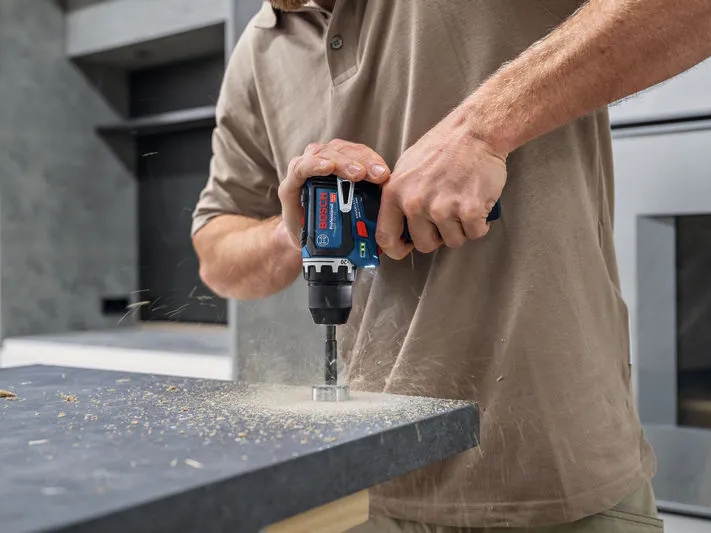 Máy khoan bắt vít dùng pin Bosch GSR 12V-32 06019N7080 