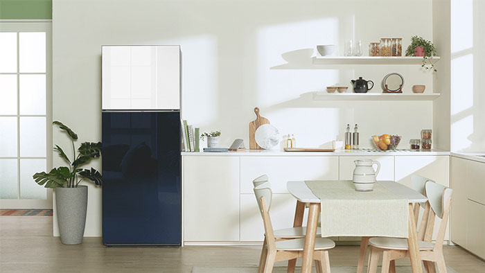 Samsung RT31CB56248ASV sở hữu thiết kế đẹp, sang trọng 