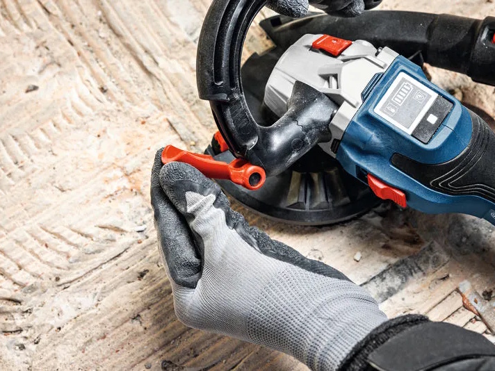 Máy mài bê tông dùng pin Bosch GBR 18V-15S Solo 06017762B0 Máy mài bê tông dùng pin Bosch GBR 18V-15S Solo 06017762B0