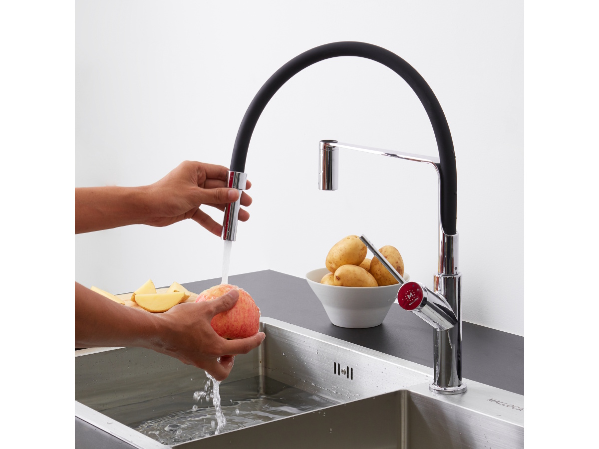 Thân vòi Malloca K081C làm từ đồng thau mạ chrom sáng bóng Malloca K081C