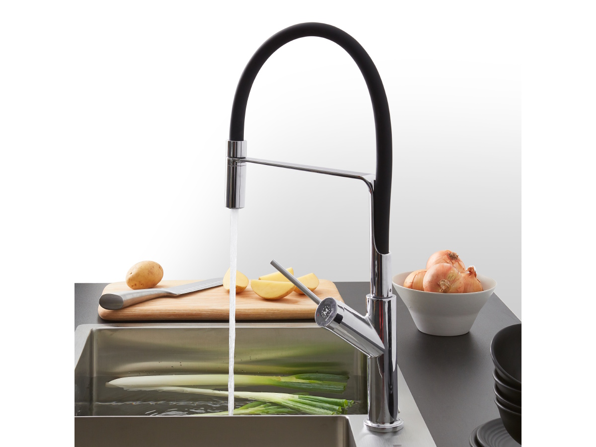 Vòi bếp nóng lạnh có lớp phủ sáng bóng dài lâu Vòi bếp nóng lạnh