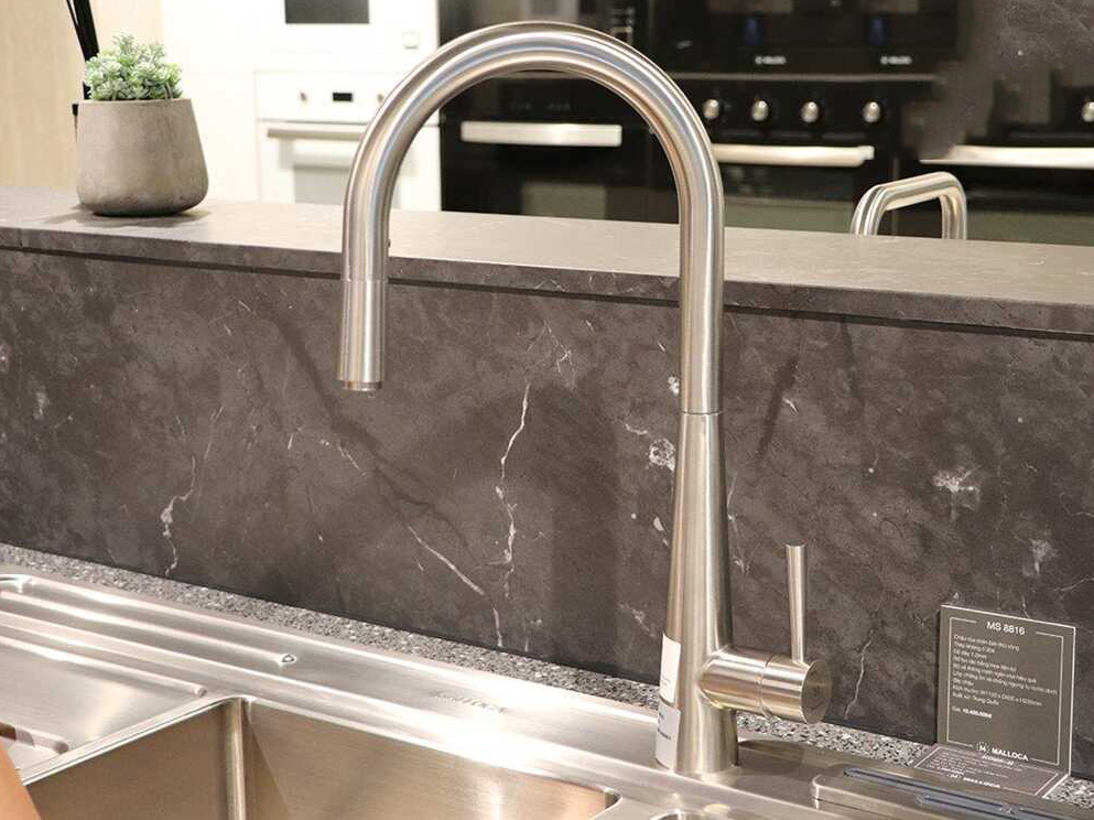 vòi bếp nóng lạnh  