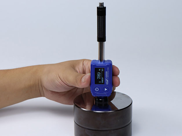 Máy đo độ cứng kim loại LS252D dùng pin sạc Máy đo độ cứng kim loại LS252D