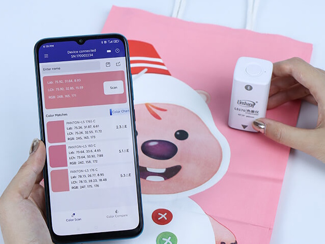 LS170 hỗ trợ các không gian màu như CIE Lab, RGB, CMYK, Hex LS170