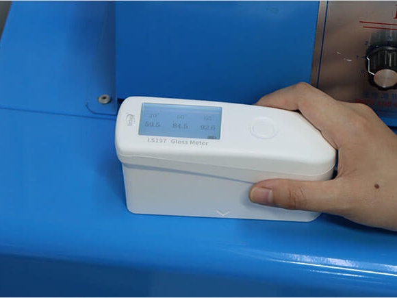 Máy đo độ bóng bề mặt có 3 góc đo Máy đo độ bóng bề mặt