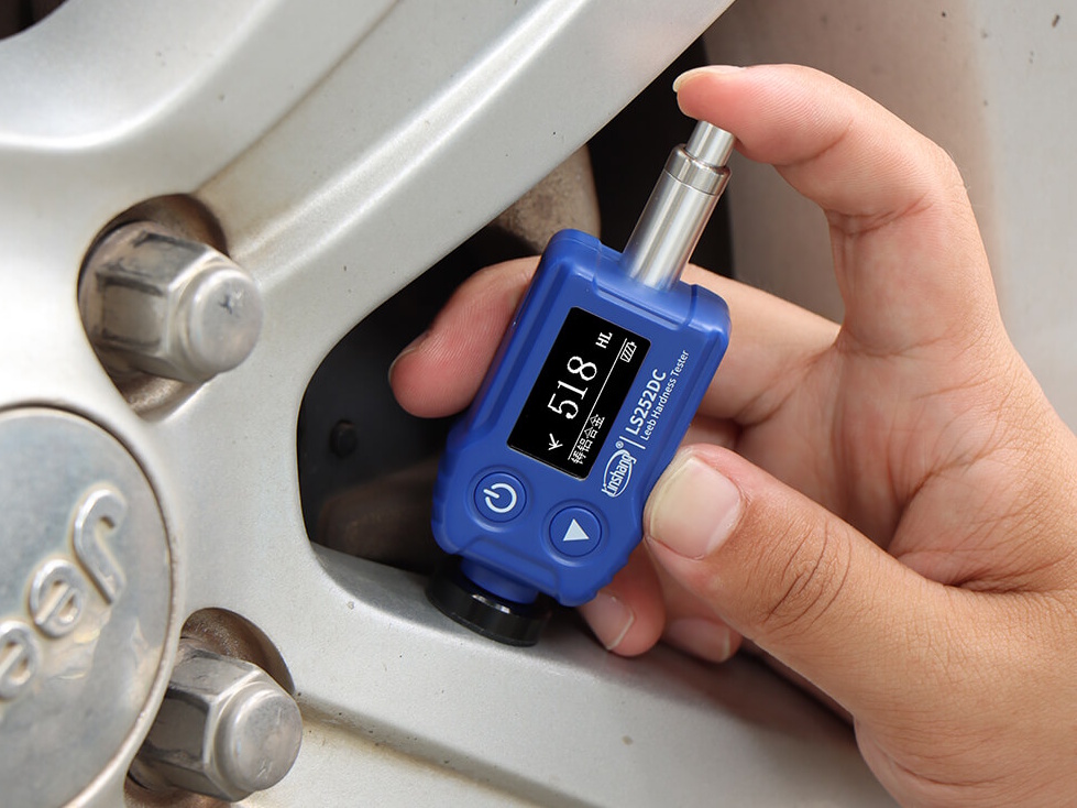 Máy đo độ cứng kim loại  