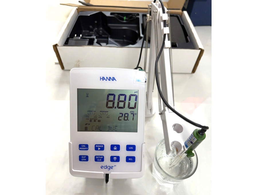 Máy đo pH, ORP, nhiệt độ cầm tay Hanna  